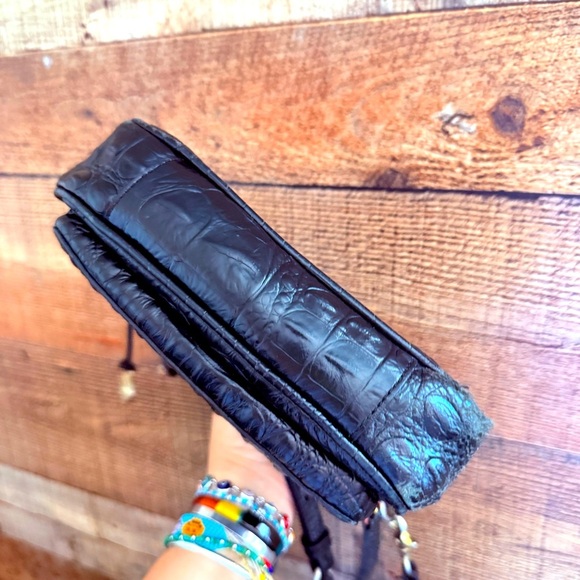 VTG Brahmin Cleo Melbourne Black Crocodile-Embossed Crossbody Bag - Picture 10 of 11